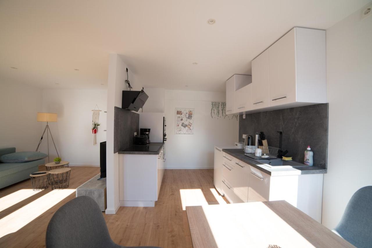 Schoene Ferienwohnung 54 M², Zentrumsnah, Kingbett Erfurt Exterior photo
