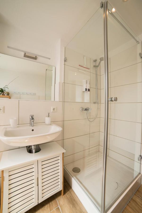 Schoene Ferienwohnung 54 M², Zentrumsnah, Kingbett Erfurt Exterior photo